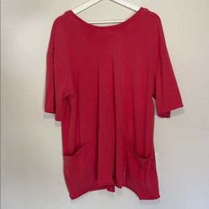 Free People FP Movement Hot Shot Tee Pockets Pink Red medium